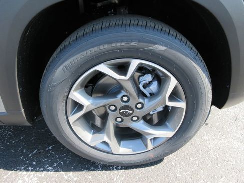 New 2026 Chevrolet Trax LT image 9