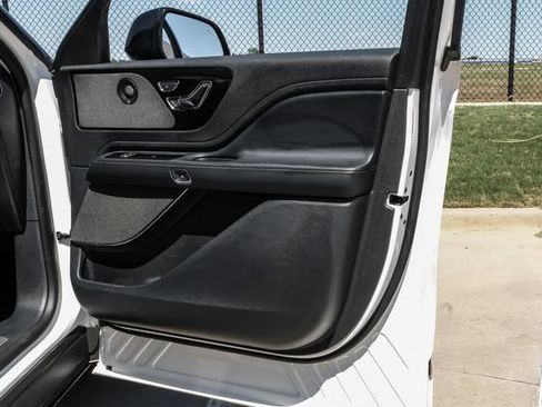 Used 2025 Lincoln Aviator Reserve w/ Jet Appearance Package AWD/4WD image 49
