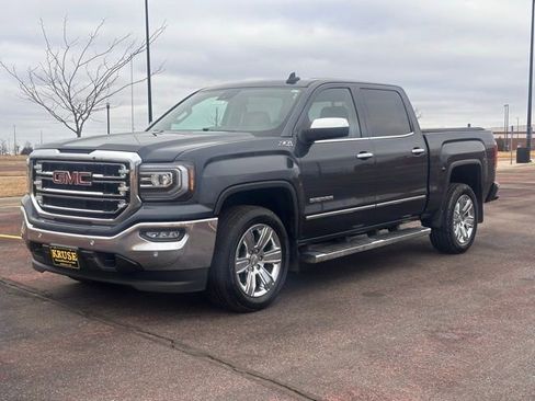 Used 2018 GMC Sierra 1500 SLT image 8