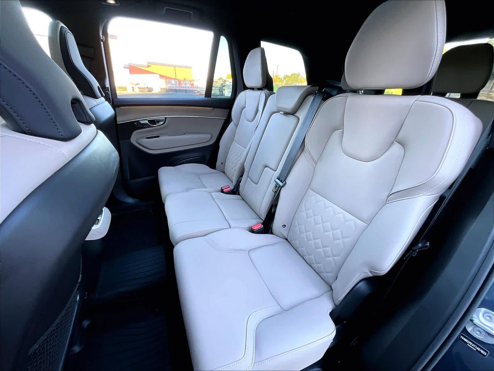 Used 2026 Volvo XC90 B6 Plus w/ Protection Package Premier AWD/4WD image 30