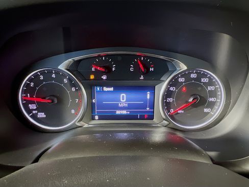 Used 2023 GMC Acadia SLE w/ LPO, Floor Liner Package image 15