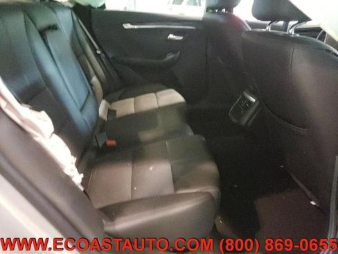 Used 2019 Chevrolet Impala LT image 8