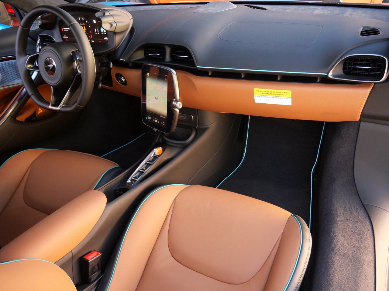 Used 2026 McLaren Artura RWD image 10