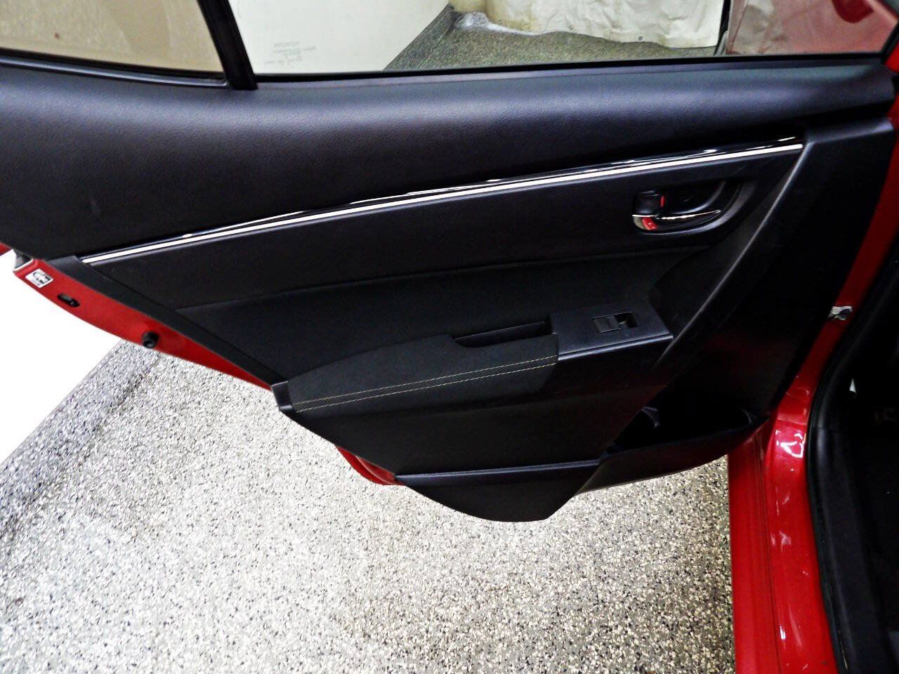 Used 2019 Toyota Corolla LE FWD image 9