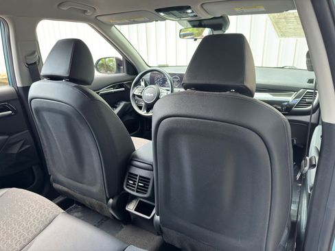 Used 2024 Kia Seltos S AWD/4WD image 34