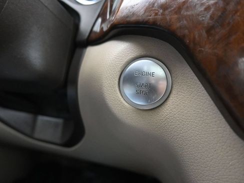 Used 2015 Mercedes-Benz ML 350 4MATIC image 31