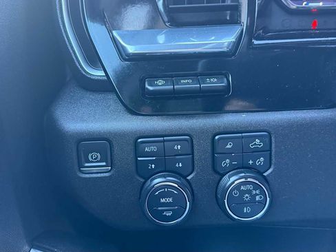 Used 2024 Chevrolet Silverado 1500 LTZ w/ LTZ Premium Package AWD/4WD image 14