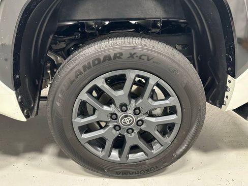 Used 2025 Toyota Tundra Platinum image 70
