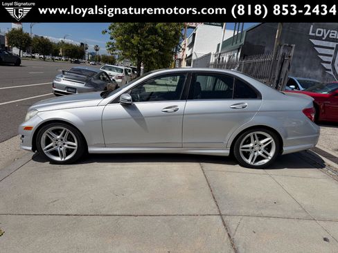 Used 2013 Mercedes-Benz C 350 Sport image 4