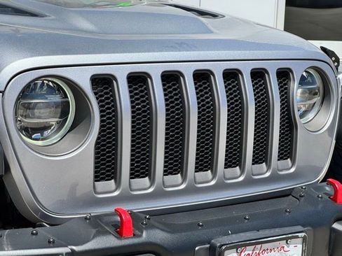 Used 2018 Jeep Wrangler Unlimited Rubicon AWD/4WD image 9