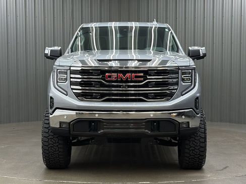Used 2026 GMC Sierra 1500 SLT w/ SLT Premium Plus Package AWD/4WD image 8