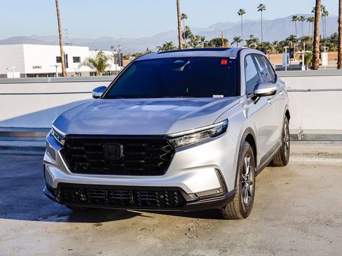 Used 2025 Honda CR-V EX-L image 3