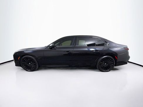 Certified 2024 BMW 740i xDrive w/ Executive Package AWD/4WD image 4