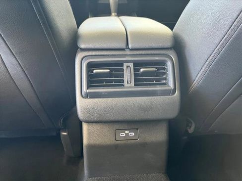 Used 2025 MAZDA CX-50 AWD 2.5 S w/ Premium Package image 17