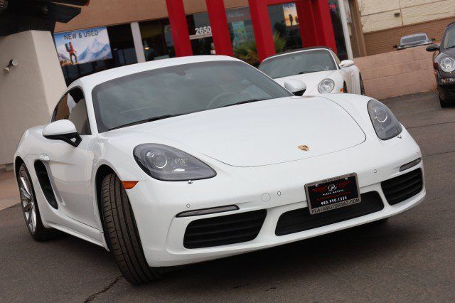 Used 2018 Porsche 718 Cayman RWD image 2