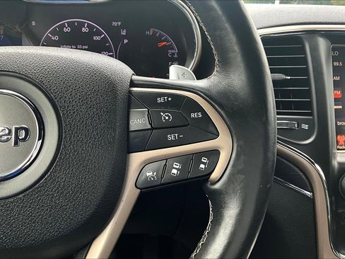 Used 2017 Jeep Grand Cherokee Limited w/ Luxury Group II AWD/4WD image 21