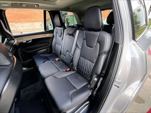 Used 2025 Volvo XC90 B6 Plus AWD/4WD image 34