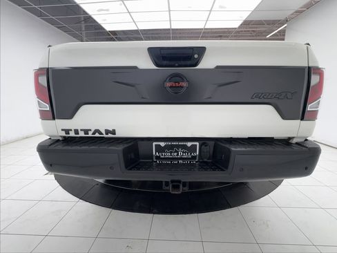 Used 2021 Nissan Titan PRO-4X AWD/4WD image 13