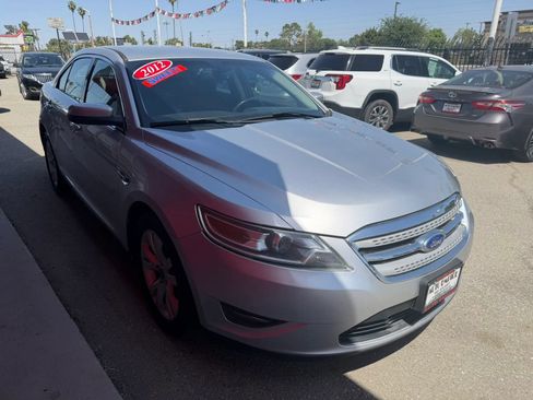 Used 2012 Ford Taurus SEL FWD image 5