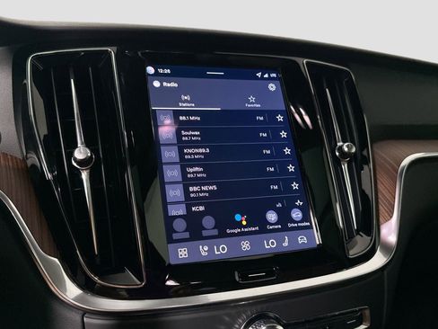 New 2026 Volvo V60 B5 Cross Country Plus w/ Protection Package Premier image 14