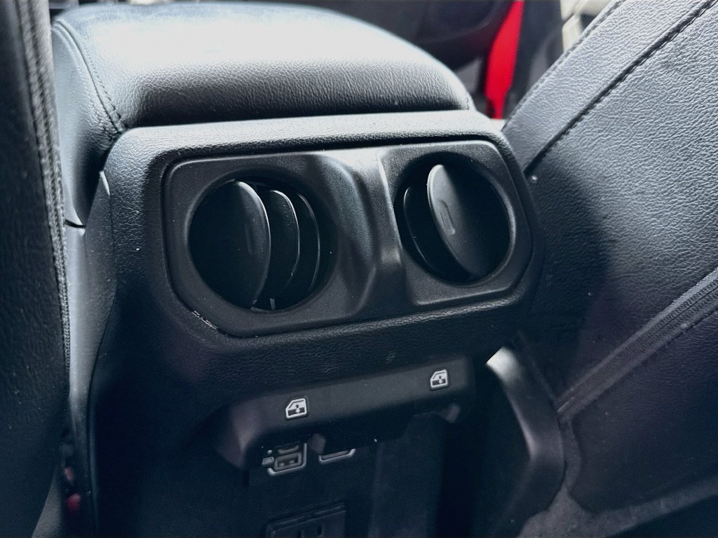 Certified 2022 Jeep Wrangler Unlimited Sahara AWD/4WD image 29