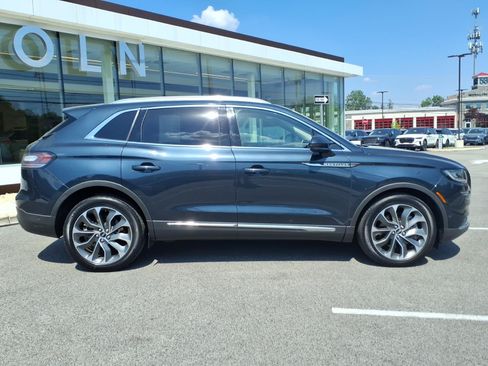 Certified 2022 Lincoln Nautilus Reserve w/ Equipment Group 201A AWD/4WD image 2
