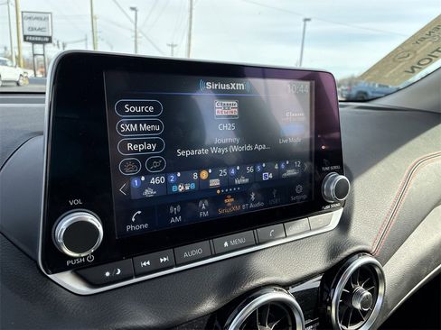 Used 2025 Nissan Sentra SR w/ SR Premium Package image 15