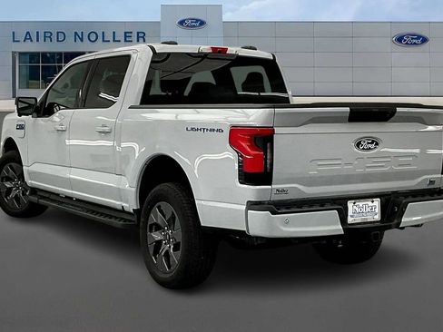 New 2025 Ford F150 Lightning Flash AWD/4WD image 3