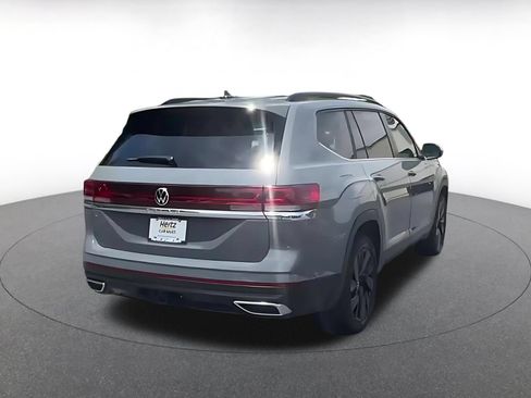 Used 2026 Volkswagen Atlas SE FWD image 15
