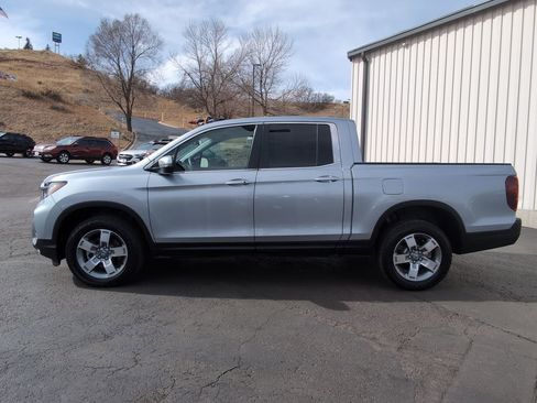 Used 2025 Honda Ridgeline RTL image 4