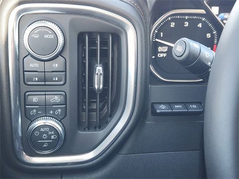 Used 2020 GMC Sierra 1500 AT4 w/ AT4 Premium Package image 23