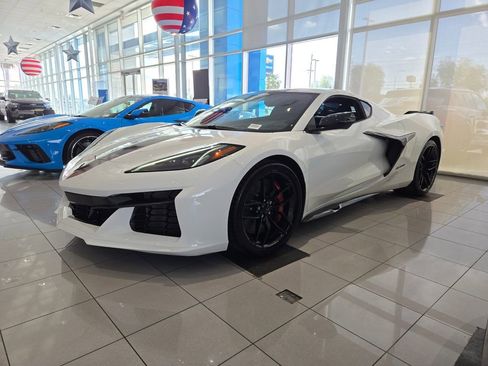 New 2025 Chevrolet Corvette Z06 image 2