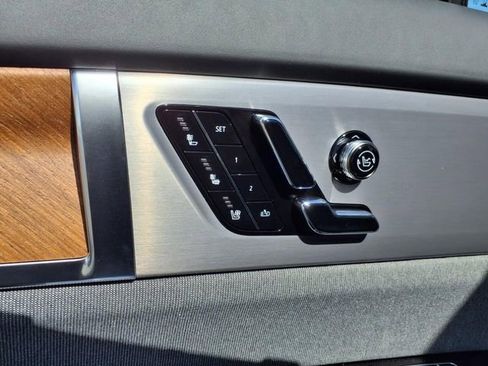 New 2026 Cadillac Vistiq Premium Luxury image 28