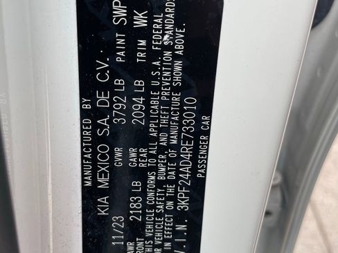 Used 2024 Kia Forte LXS image 27