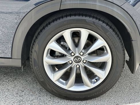 Used 2020 INFINITI QX50 Luxe w/ Navigation Package FWD image 33