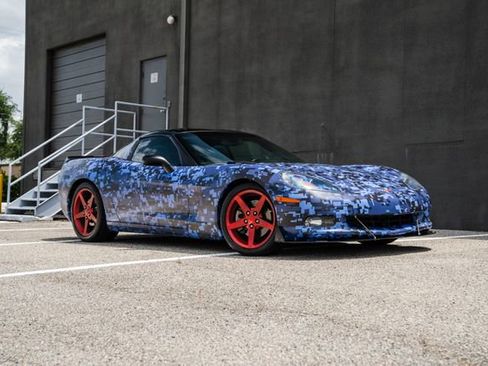 Used 2006 Chevrolet Corvette Coupe w/ Preferred Equipment Group image 52