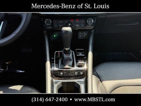 Used 2024 Jeep Compass Trailhawk AWD/4WD image 16