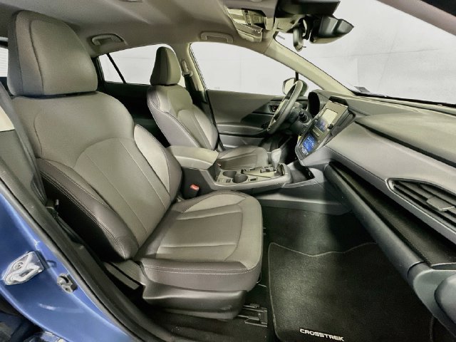 Used 2024 Subaru Crosstrek 2.0i AWD/4WD image 25