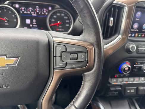 Used 2020 Chevrolet Silverado 1500 High Country w/ Technology Package image 21