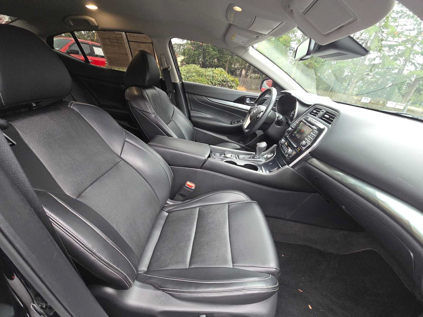 Used 2023 Nissan Maxima SV FWD image 10