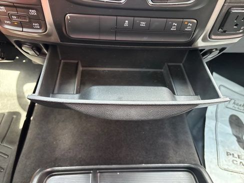 Used 2017 RAM 1500 Big Horn AWD/4WD image 42