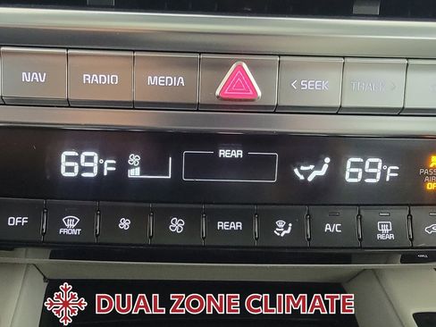 Used 2020 Kia Telluride EX image 23