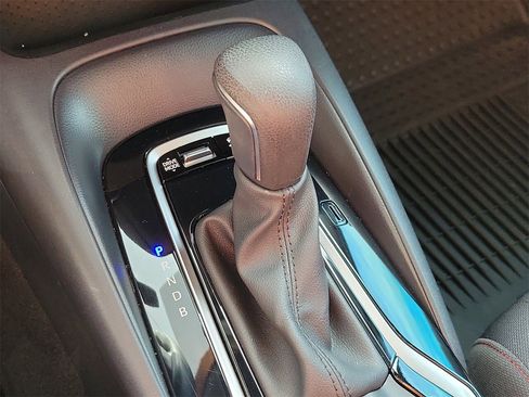 Used 2024 Toyota Corolla SE image 27