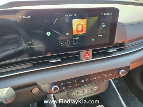 New 2026 Kia Carnival EX FWD image 17