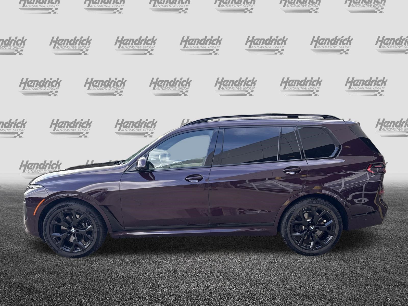 Used 2025 BMW X7 xDrive40i w/ M Sport Package AWD/4WD image 7