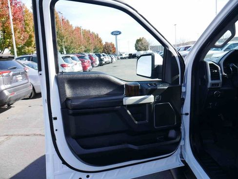 Used 2018 Ford F150 Lariat w/ Equipment Group 501A Mid image 32