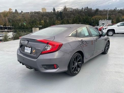 Used 2019 Honda Civic Sport image 8
