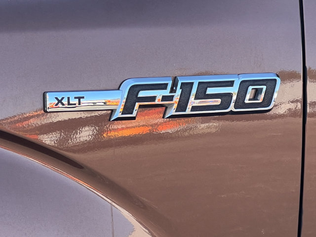 Used 2012 Ford F150 XLT AWD/4WD image 2