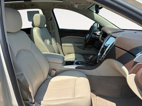 Used 2016 Cadillac SRX Luxury w/ Driver Awareness Package AWD/4WD image 15