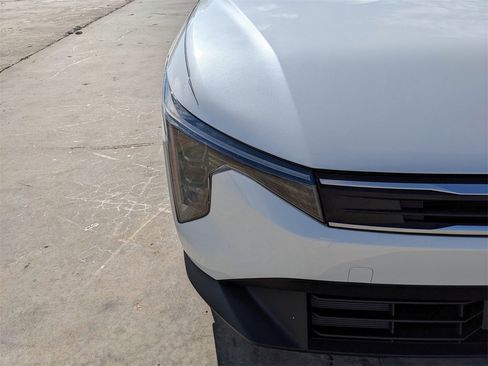 Certified 2025 Kia K4 LX image 11